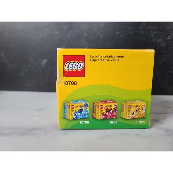 LEGO CLASSIC: Green Creative Box (10708) - Picture 5 of 10